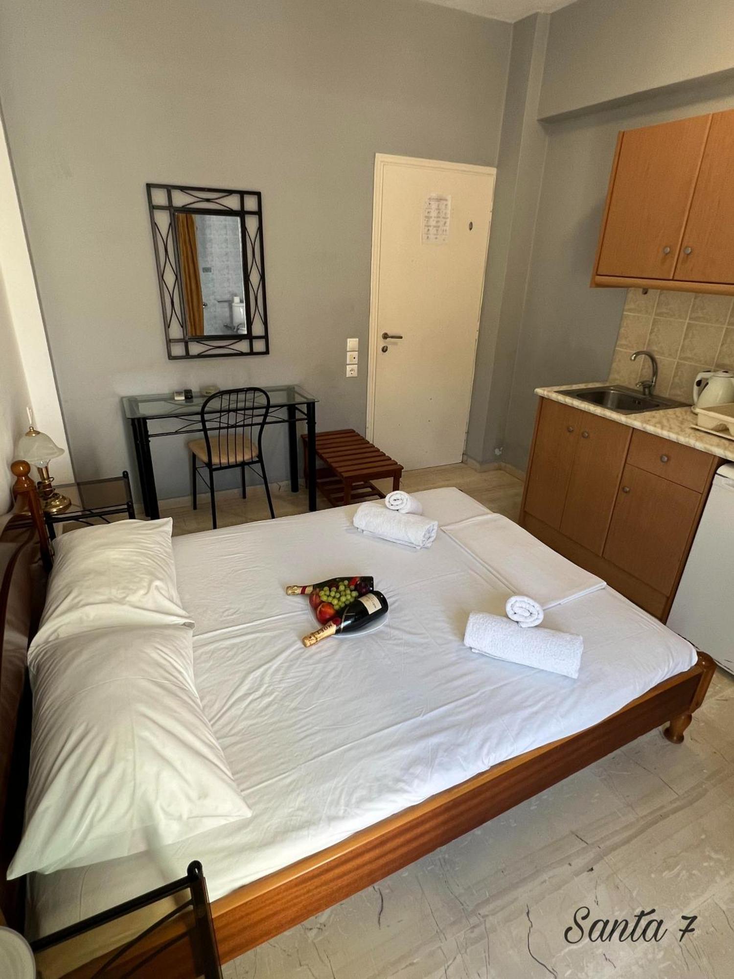 Santa Magia Hotel Kamari  Bagian luar foto