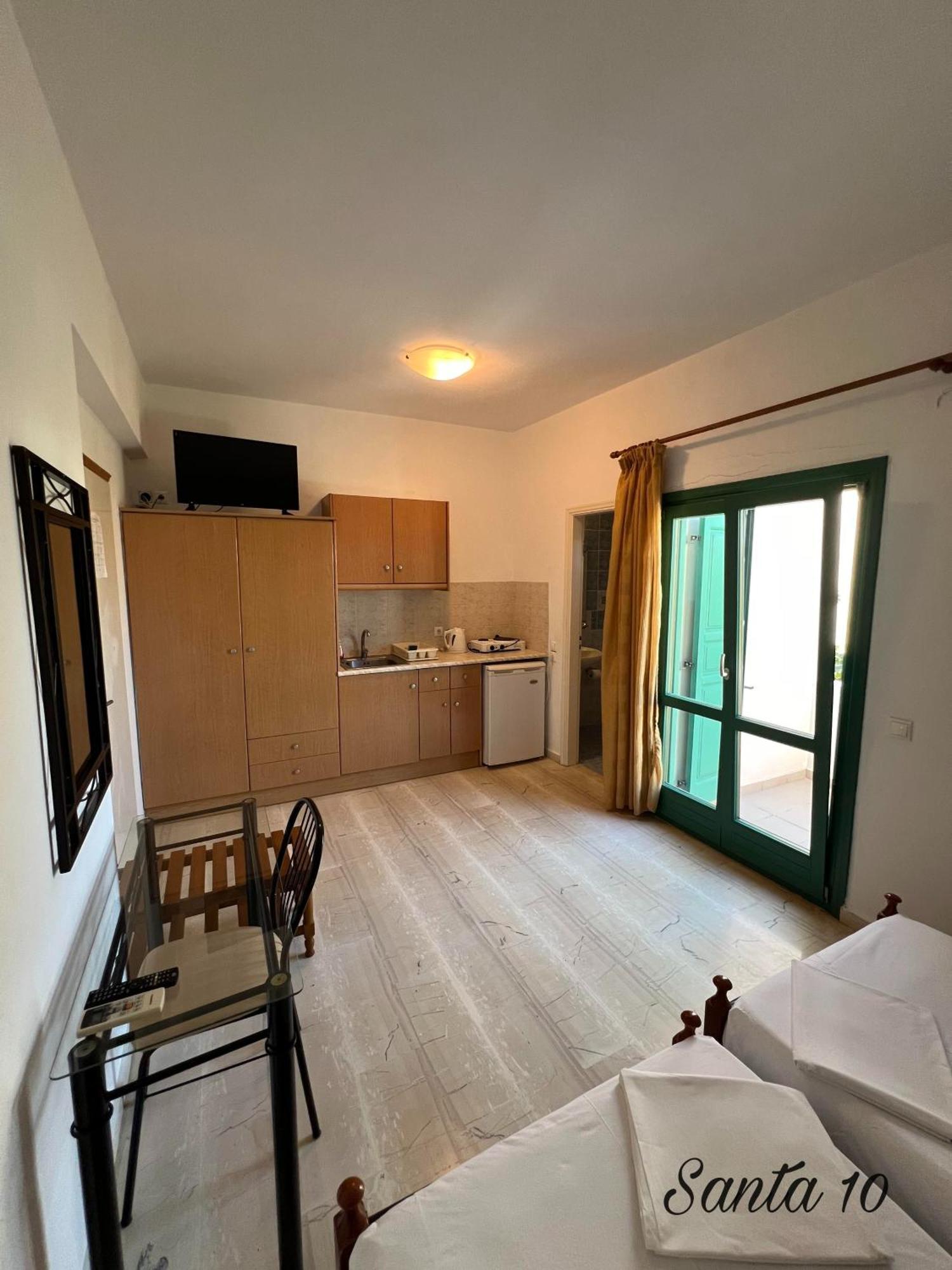 Santa Magia Hotel Kamari  Bagian luar foto