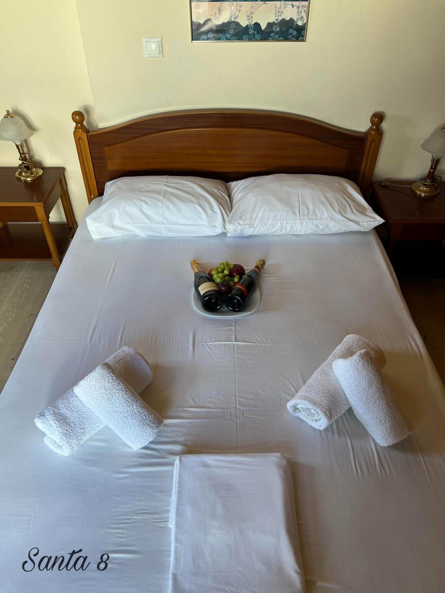 Santa Magia Hotel Kamari  Bagian luar foto